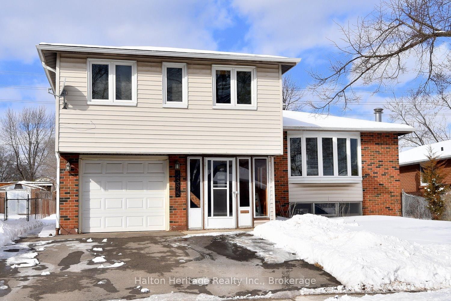 Detached House sold at 4395 Bennett Road, Burlington, Appleby, L7L 1Y5 - MLS: W11967902