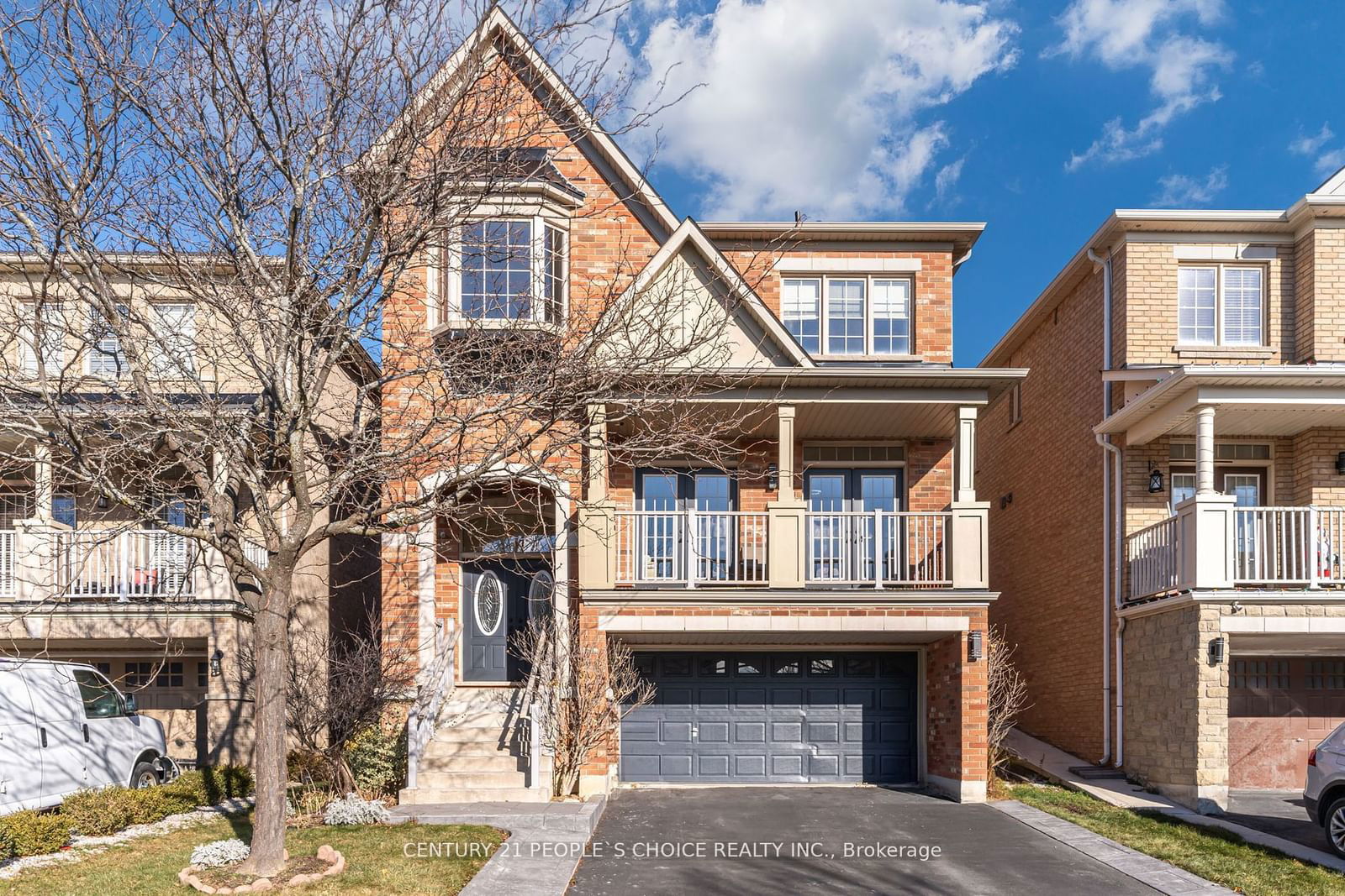 Detached House for sale at 25 Fahey Drive, Brampton, Bram West, L6Y 0N8 - MLS: W11968003