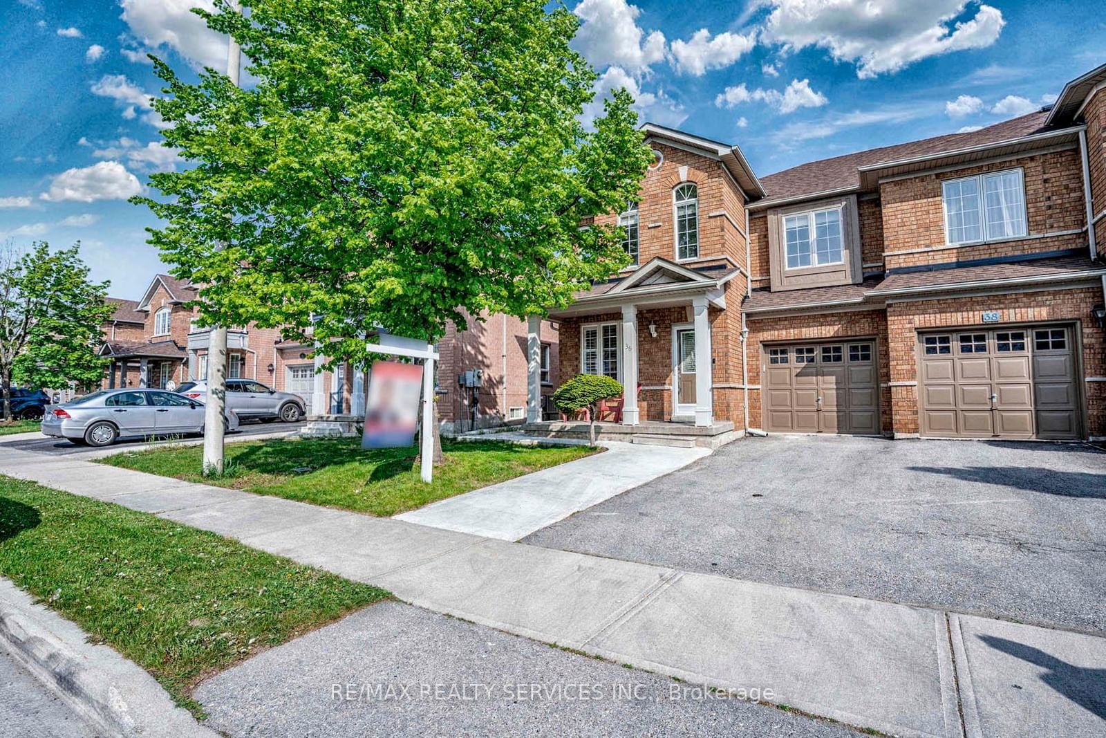 Semi-Detached House sold at 36 Starhill Crescent, Brampton, Sandringham-Wellington, L6R 2W1 - MLS: W11968130