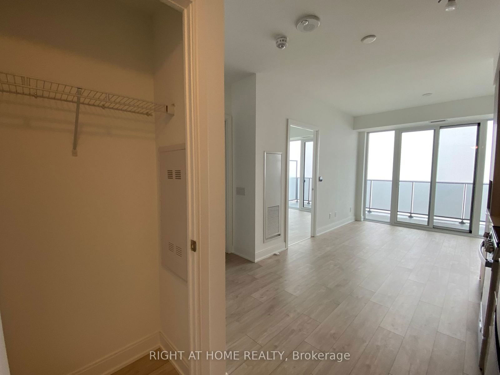 Condo for lease at 1701-70 ANNIE CRAIG Drive, Toronto, Mimico, M8V 0G2 - MLS: W11968142