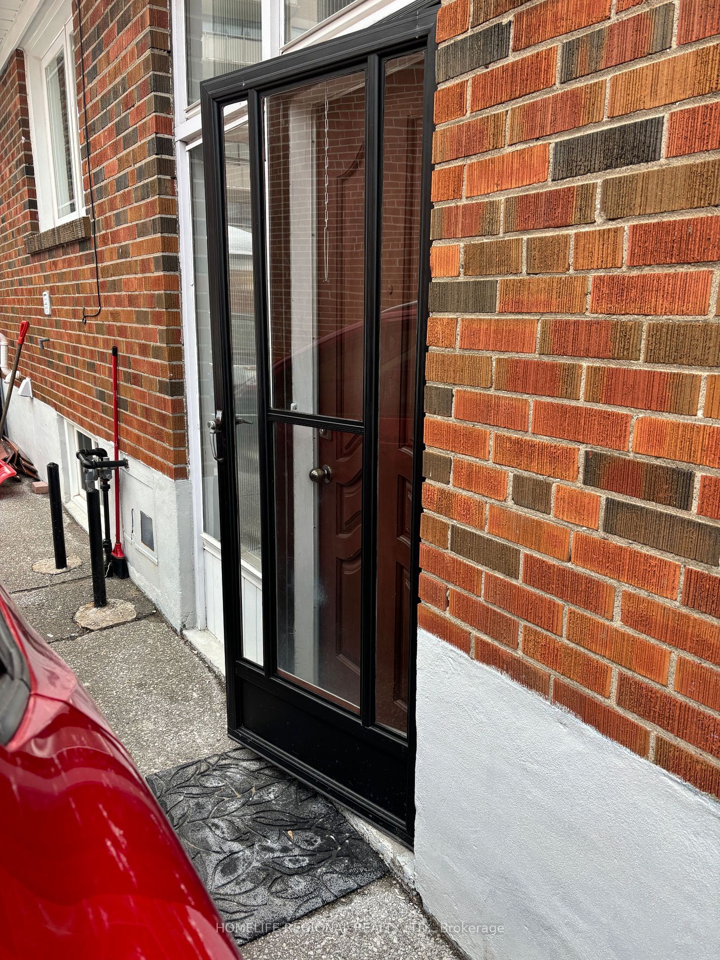 Semi-Detached House leased at Bsmnt #1-24 Goldcrest Boulevard, Toronto, Rustic, M6L 2X5 - MLS: W11968216