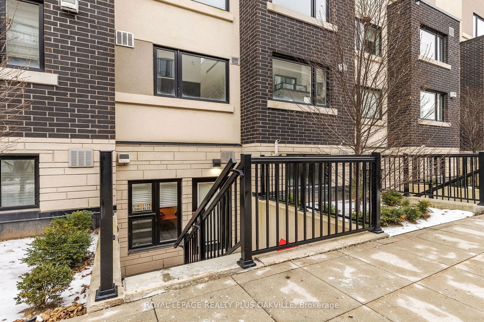 Townhouse for sale at 614-1129 Cooke Boulevard, Burlington, LaSalle, L7T 0C3 - MLS: W11968318