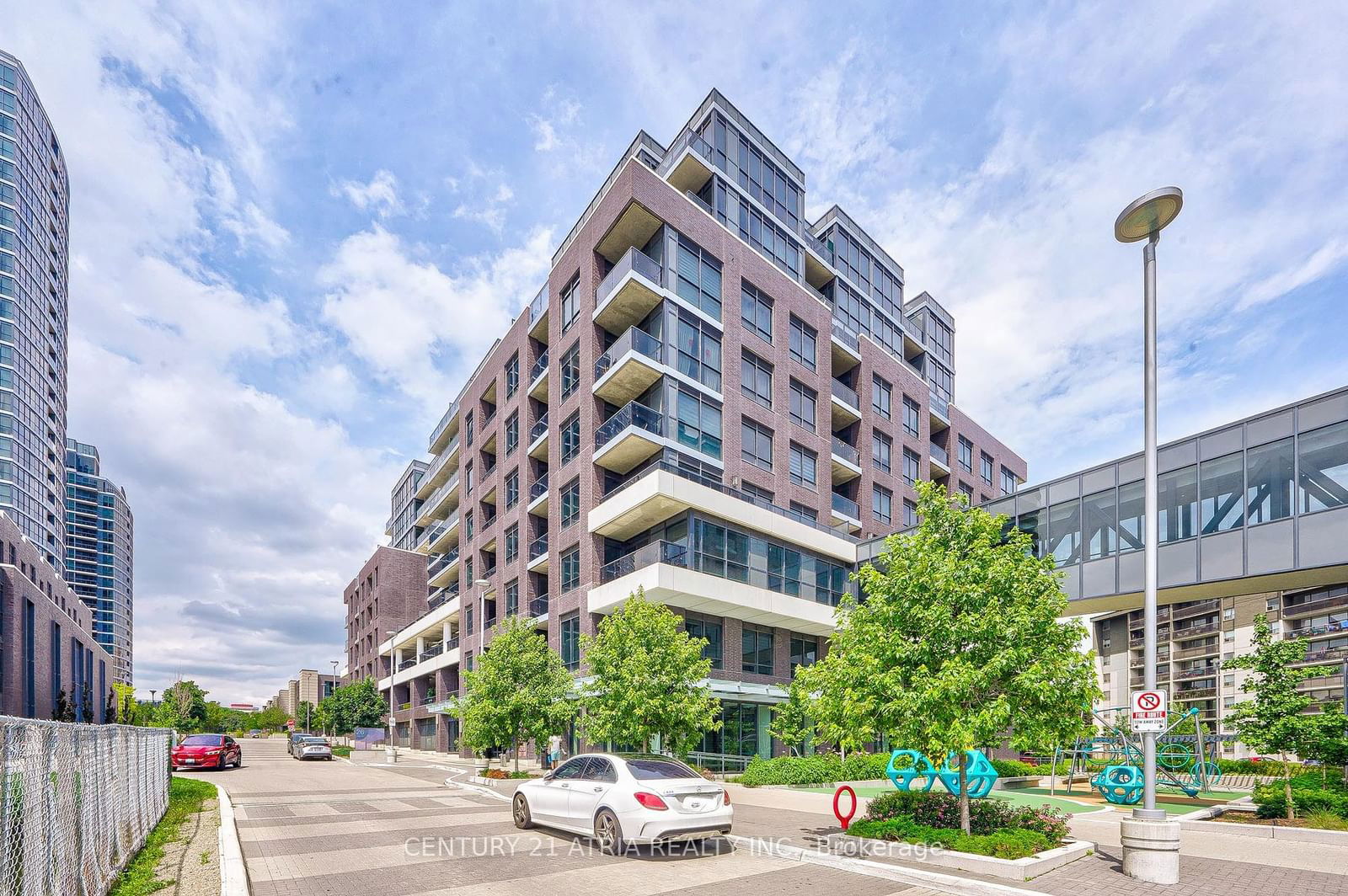 Condo for lease at 839-26 Gibbs Road, Toronto, Islington-City Centre West, M9B 0E3 - MLS: W11968349