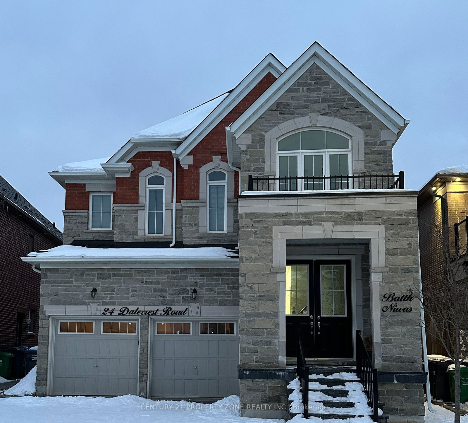 Detached House for lease at 24 Dalecrest Road, Brampton, Credit Valley, L6X 5N3 - MLS: W11968497