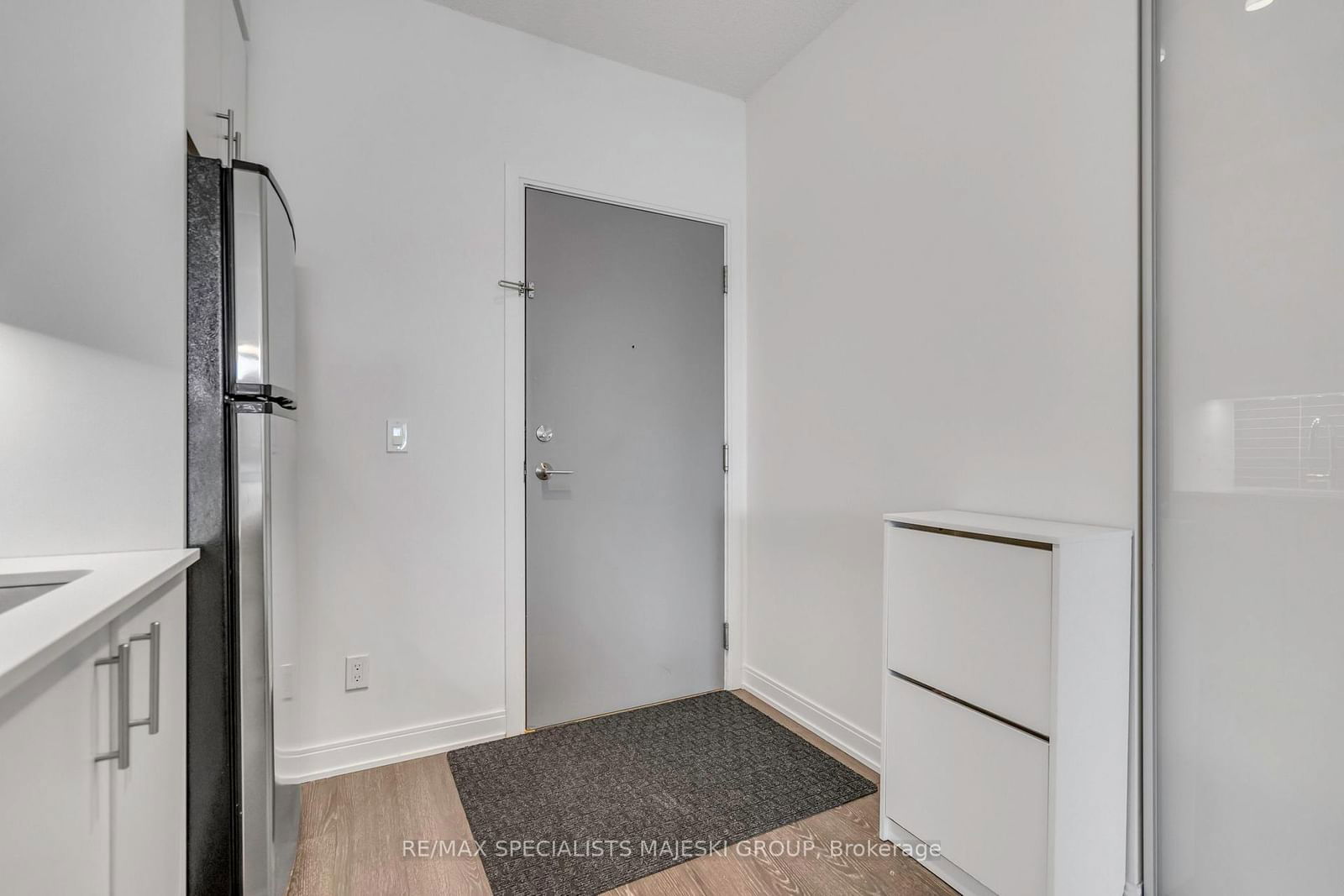 Condo sold at 403-760 The Queensway Way, Toronto, Stonegate-Queensway, M8Z 0E1 - MLS: W11968585