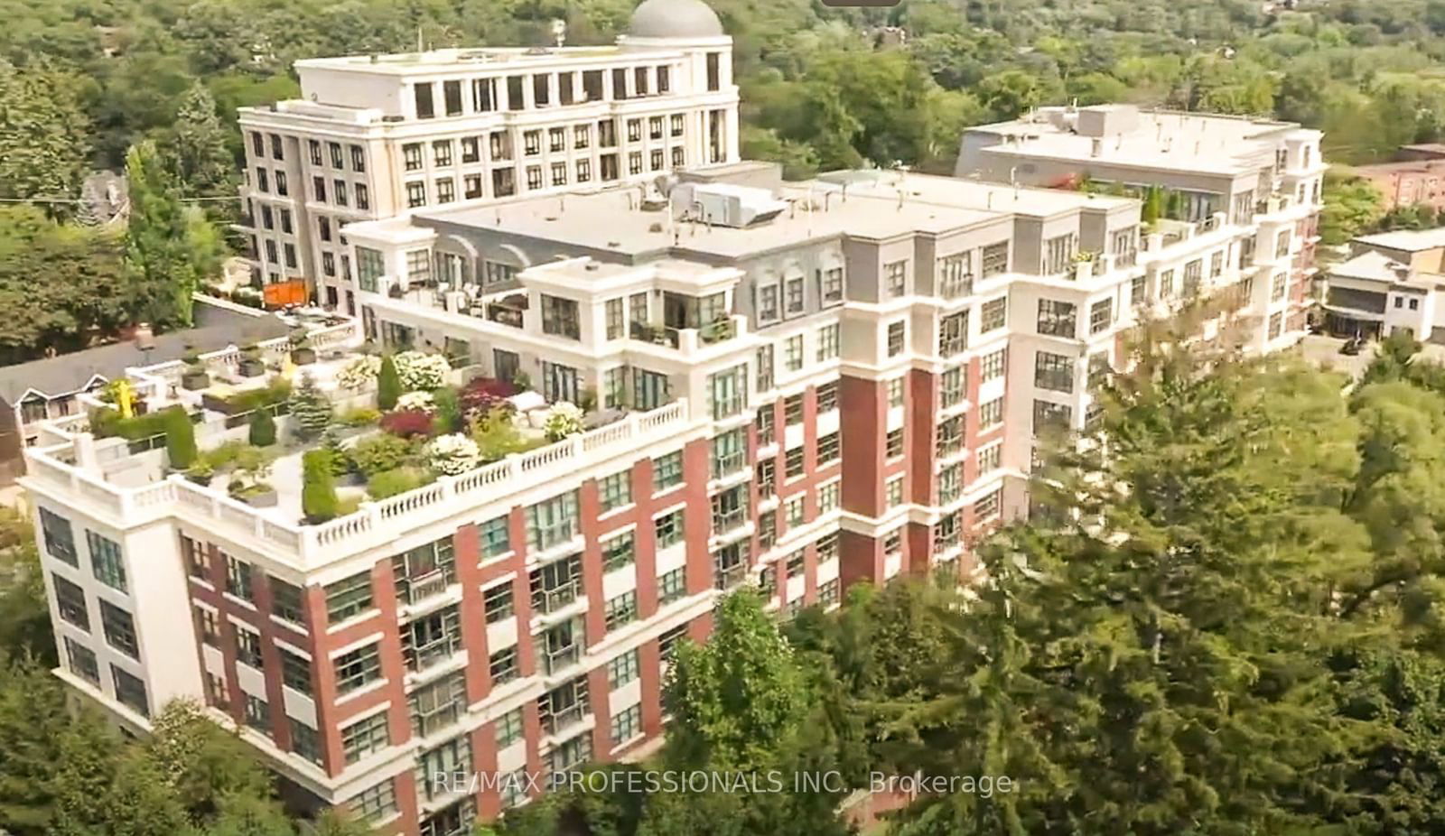 Condo for sale at 106-2855 Bloor Street, Toronto, Stonegate-Queensway, M8X 3A1 - MLS: W11968908