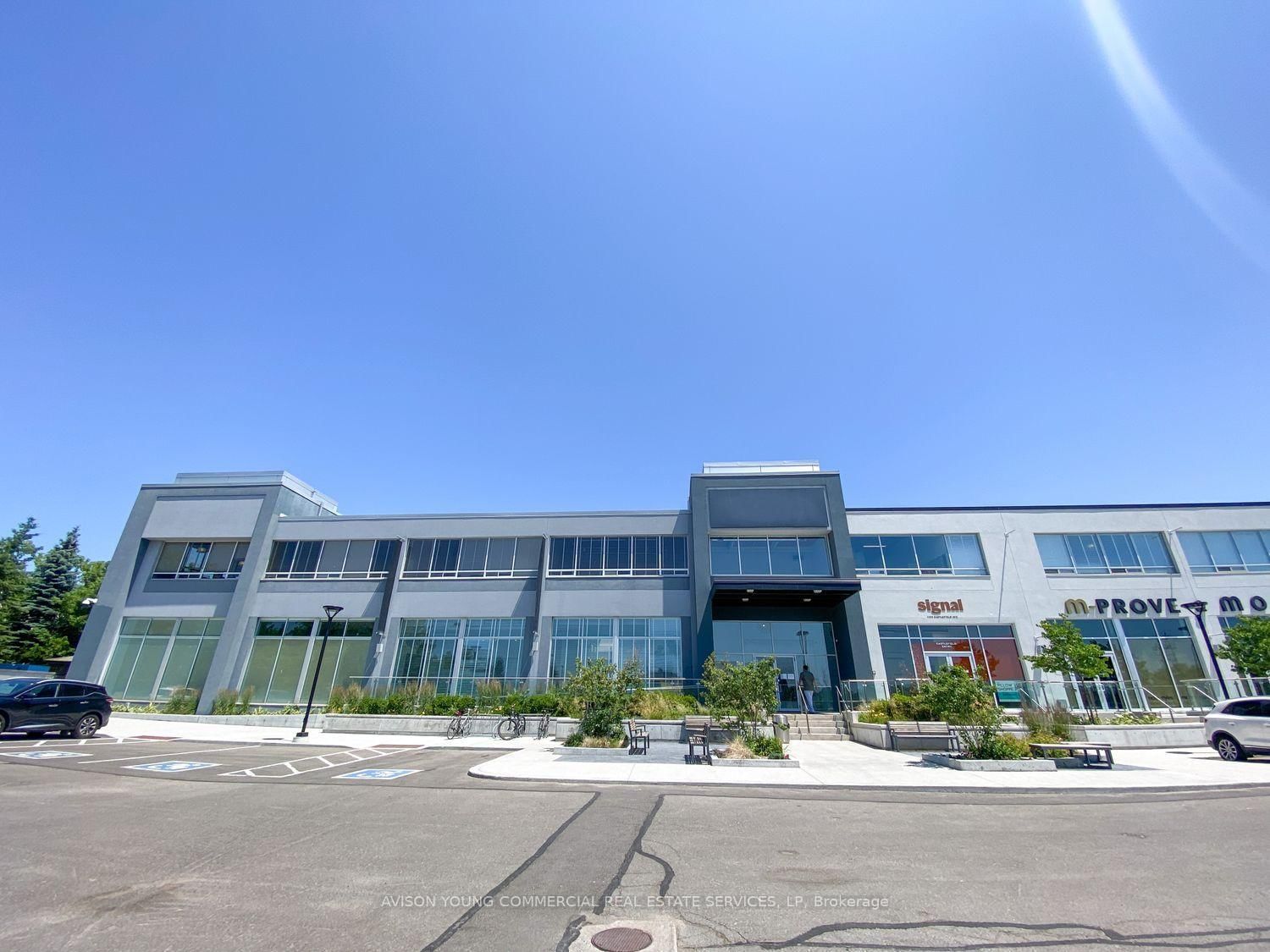 1400 Castlefield Avenue, Unit 101