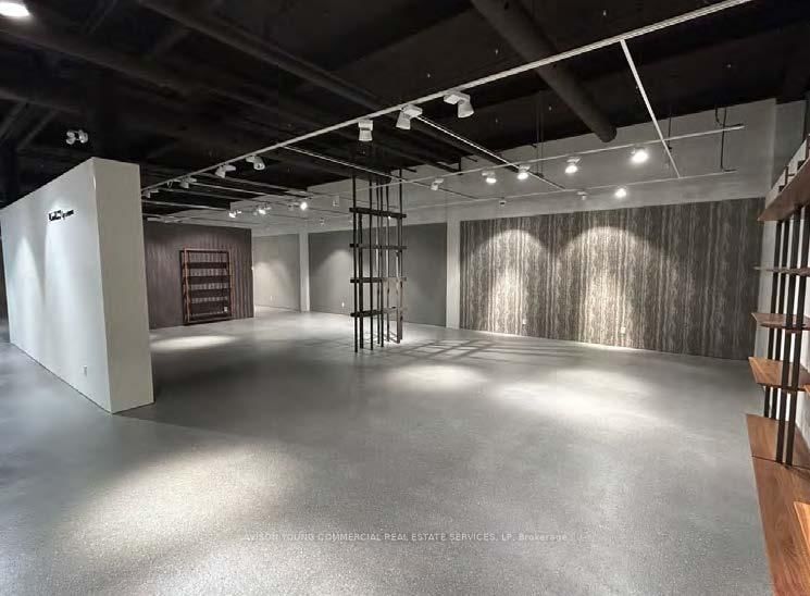 1400 Castlefield Avenue, Unit 101 - Photo 4