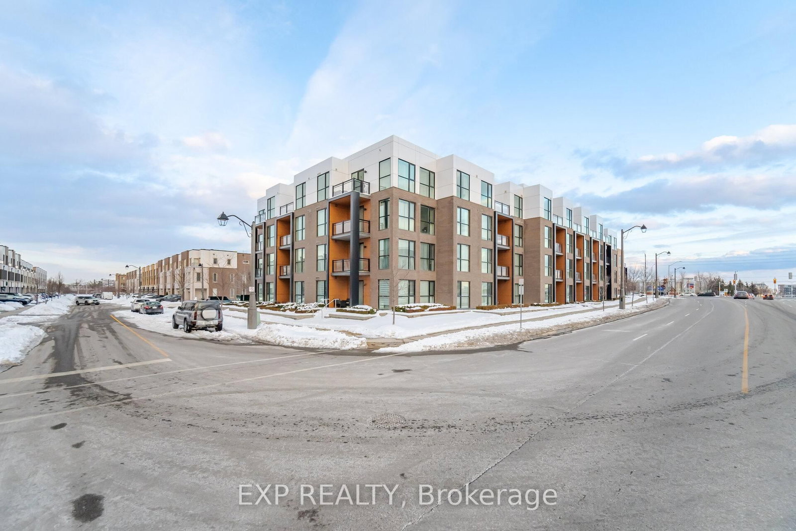 150 Sabina Oakville,ON L6H 7C3