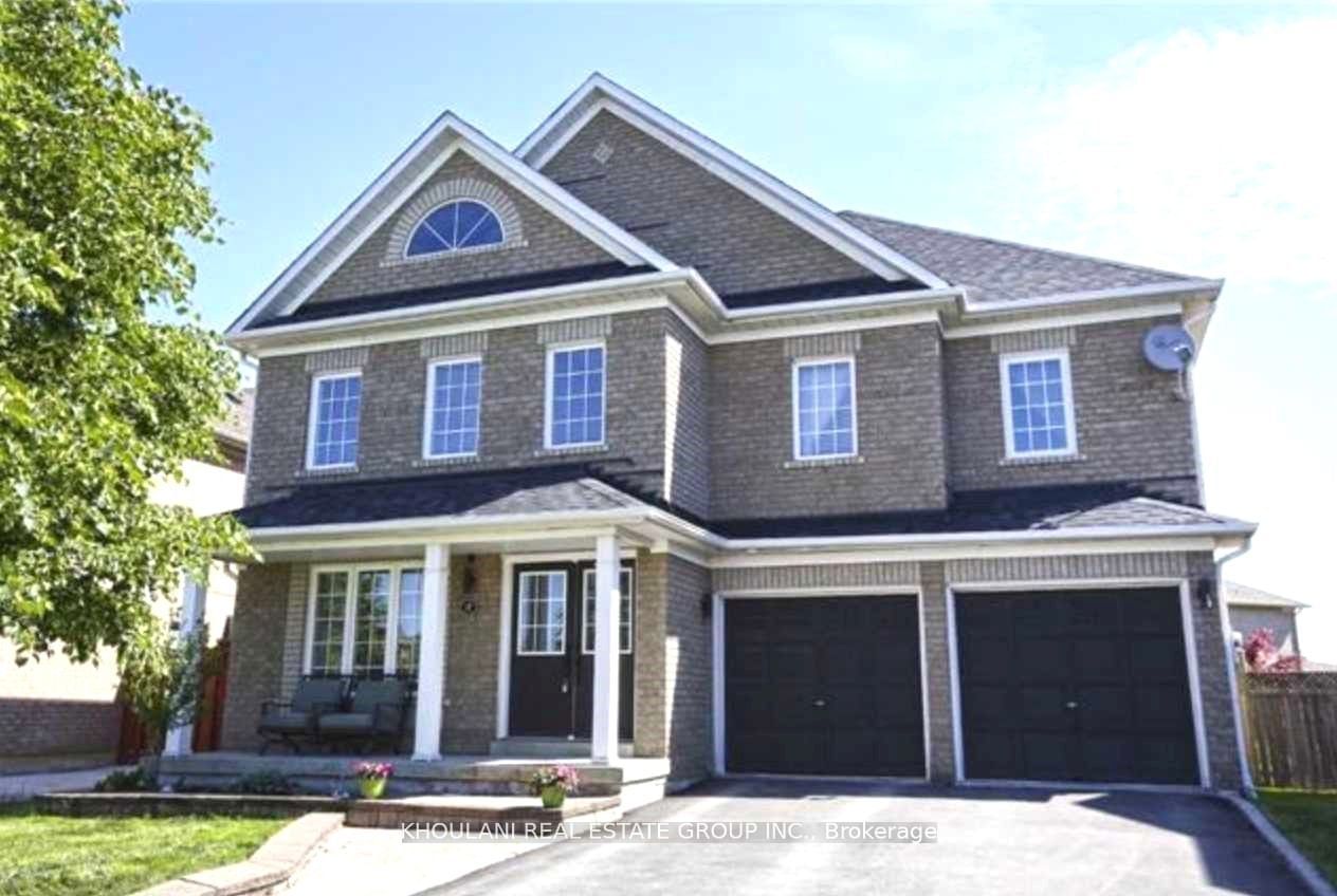 Detached House for lease at 17 Whitford Court, Brampton, Sandringham-Wellington, L6R 2S2 - MLS: W11969316