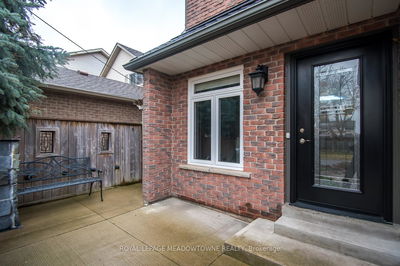 214 Harvest Dr, Milton - Bronte Meadows image-0-2