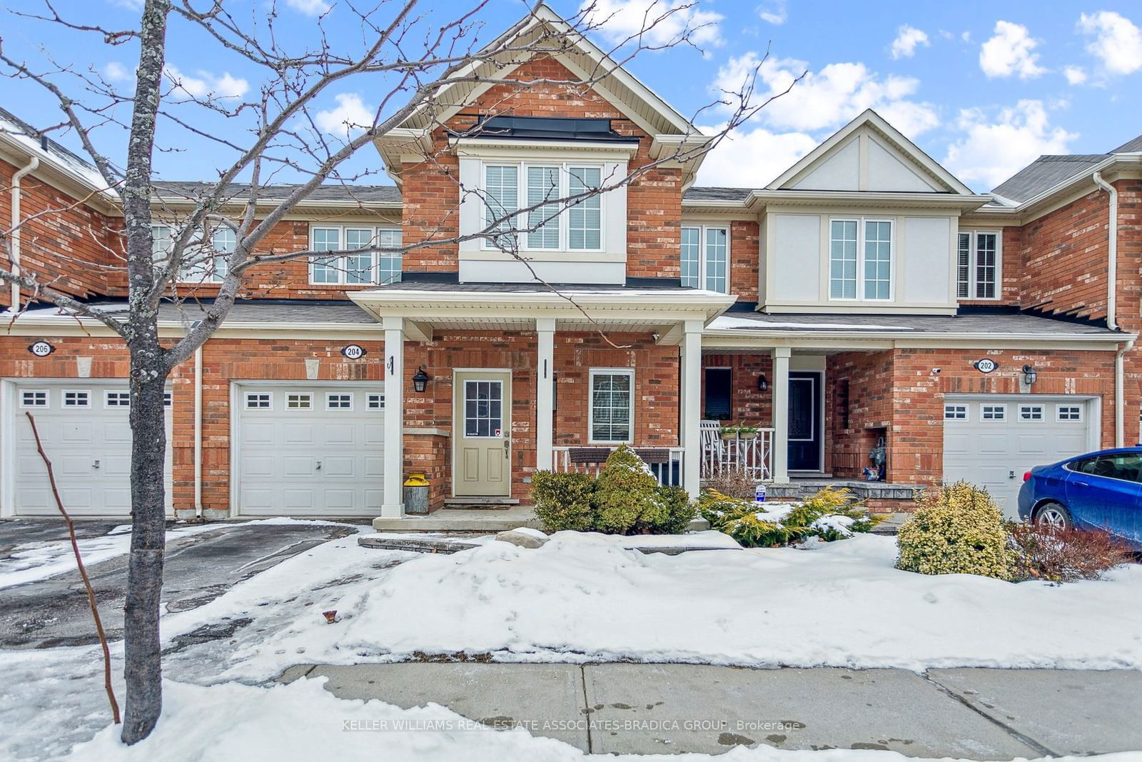 Townhouse sold at 204 Woodley Crescent, Milton, 1038 - WI Willmott, L9T 8B8 - MLS: W11969894