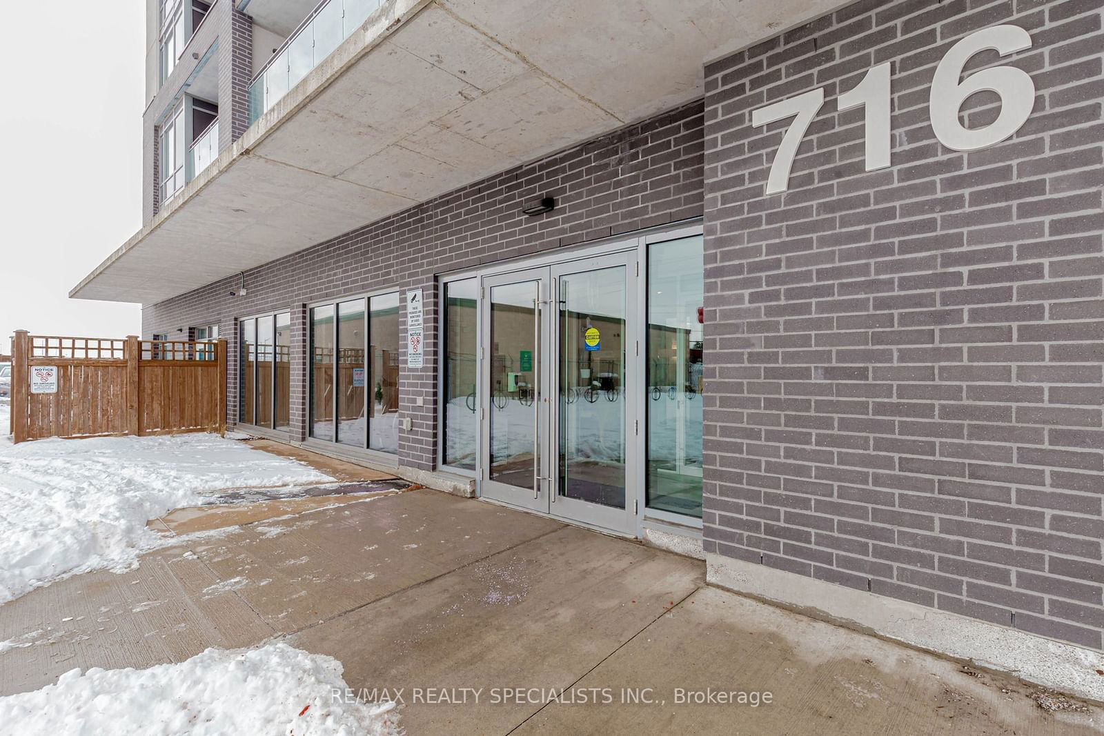 Condo for sale at 711-716 Main Street, Milton, TM Timberlea, L9T 3P6 - MLS: W11969904