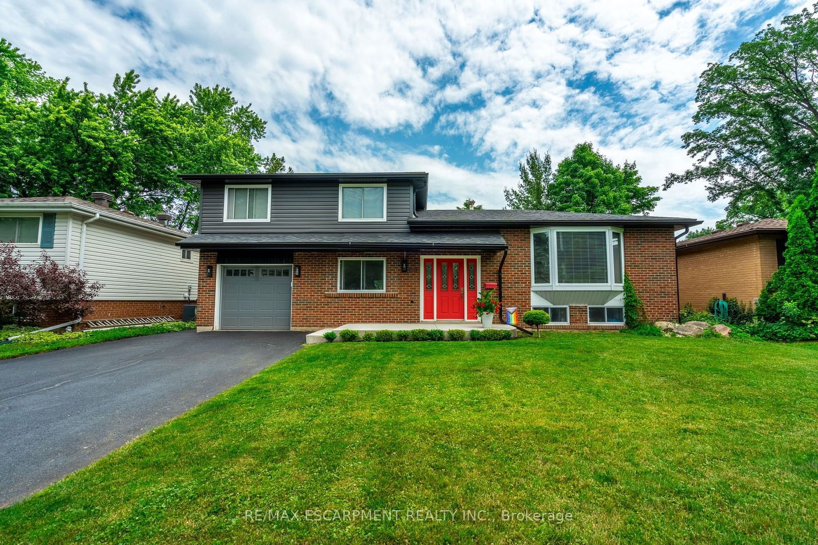 Detached House for sale at 5286 Woodhaven Drive, Burlington, Appleby, L7L 3T4 - MLS: W11969992