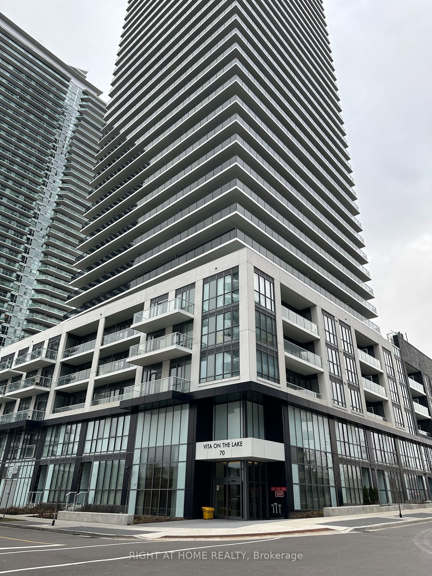 Condo for lease at 1101-70 ANNIE CRAIG Drive, Toronto, Mimico, M8V 0G2 - MLS: W11970024