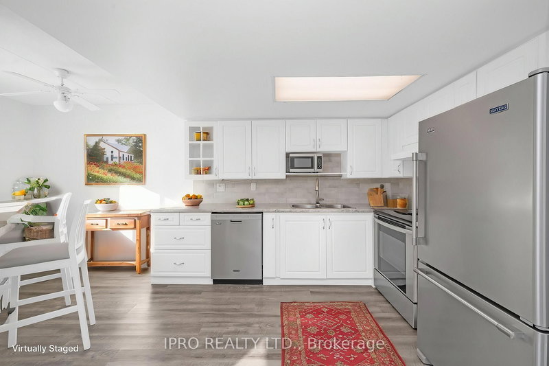 211 - 3499 Upper Middle Rd, Burlington, L7M 4M7 | Image 2