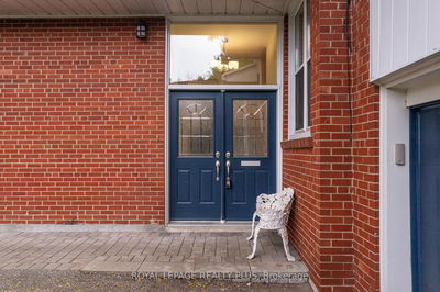 15 Mossford Crt, Toronto - Princess-Rosethorn image-0-2