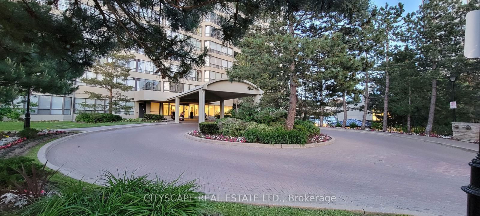 Condo for lease at 1505-22 Hanover Road, Brampton, Queen Street Corridor, L6S 5K7 - MLS: W11970168