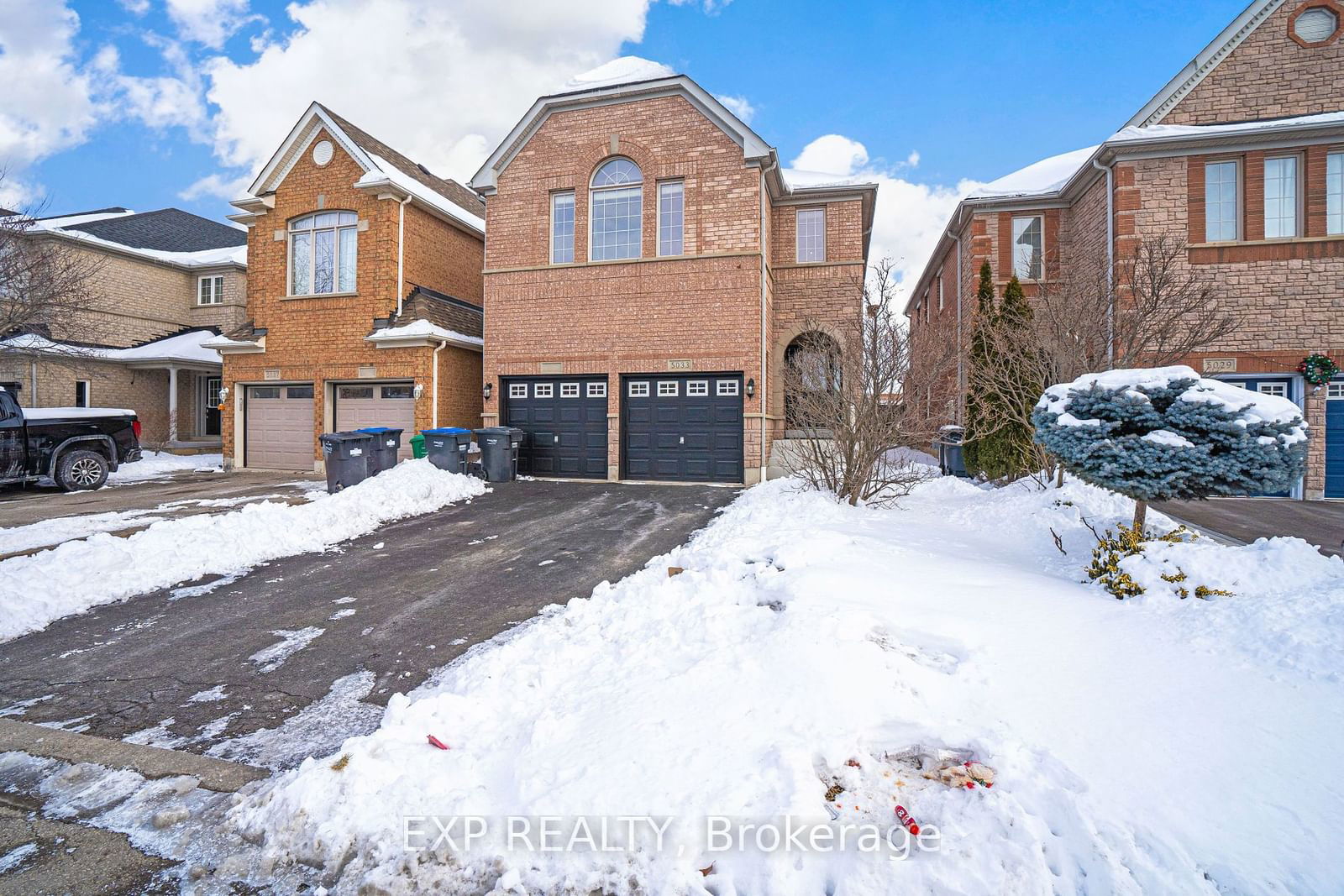 Detached House for lease at 5033 Dubonet Drive, Mississauga, Churchill Meadows, L5M 7X1 - MLS: W11970609