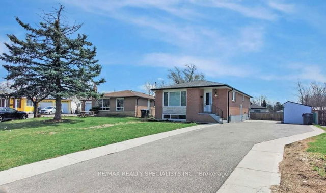 Upper - 6 Fidelia Crescent