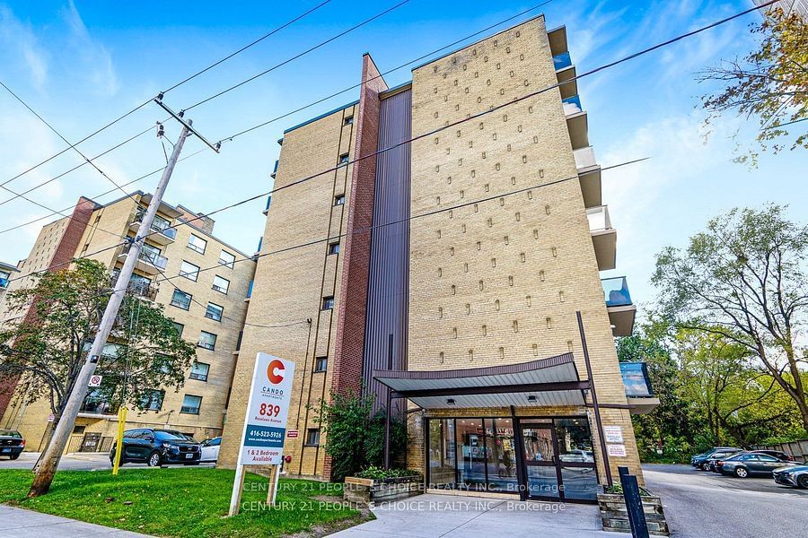 Condo for lease at 705-839 Roselawn Avenue, Toronto, Briar Hill-Belgravia, M6B 1B5 - MLS: W11970659