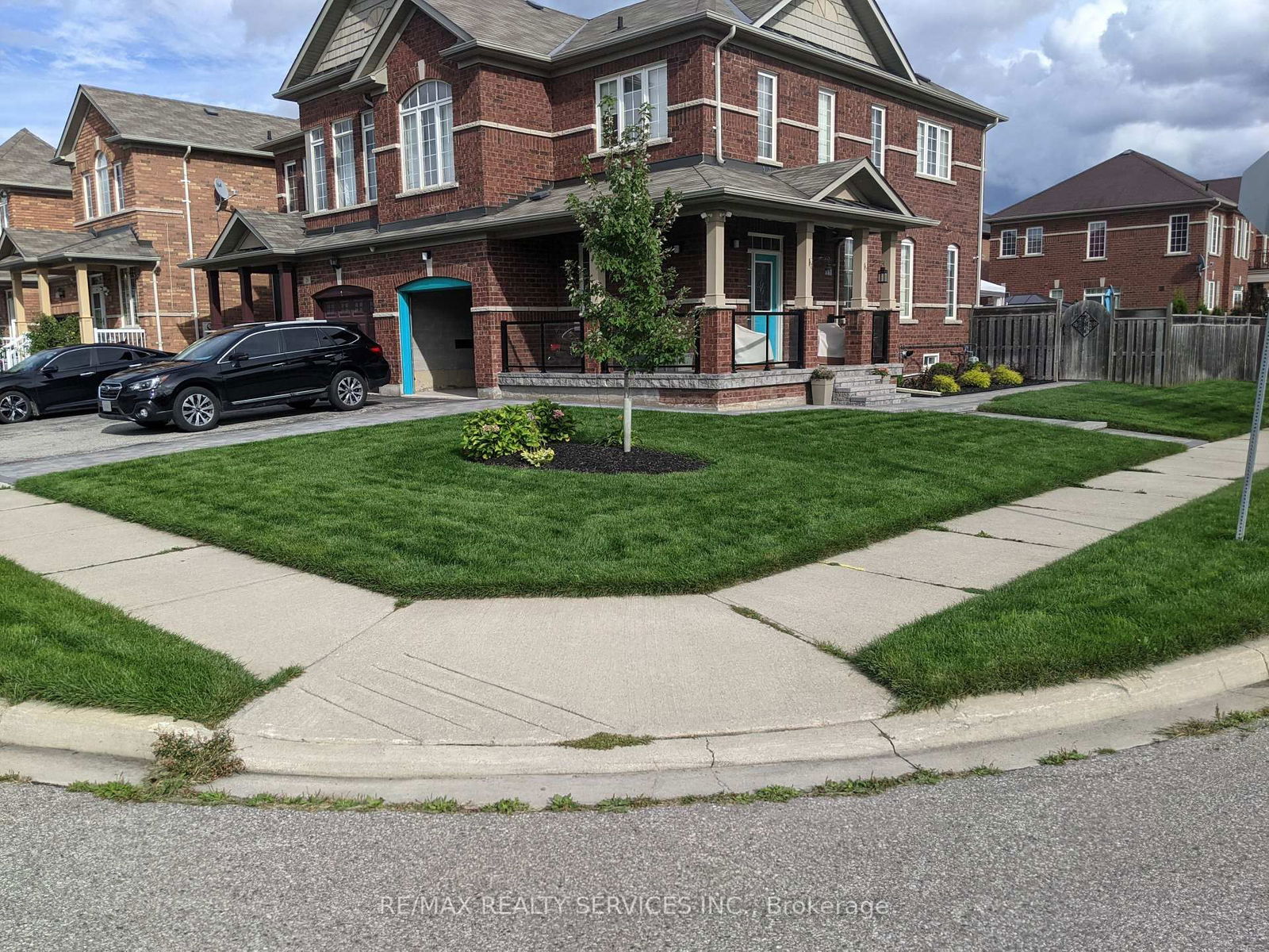 Semi-Detached House for sale at 3 Clovetree Gate, Brampton, Northwest Sandalwood Parkway, L7A 0L7 - MLS: W11970665