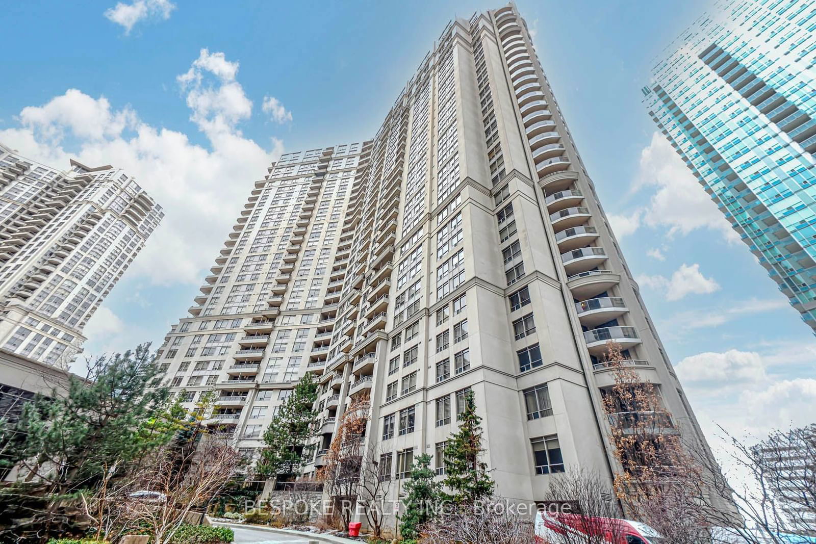 Condo sold at 123-3888 Duke Of York Boulevard, Mississauga, City Centre, L5B 4P5 - MLS: W11970678