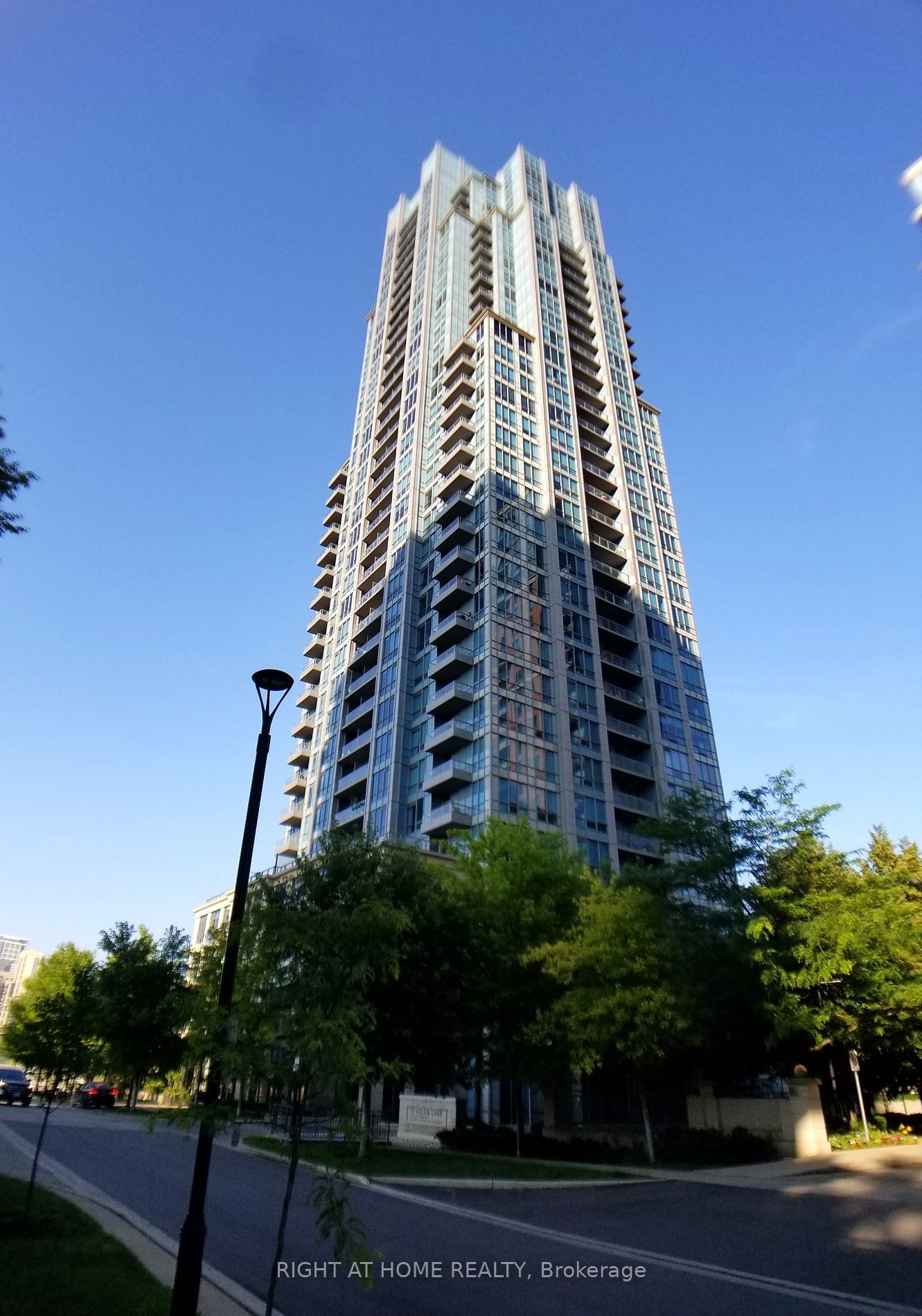 Condo for lease at 1506-15 Viking Lane, Toronto, Islington-City Centre West, M9B 0A4 - MLS: W11970694