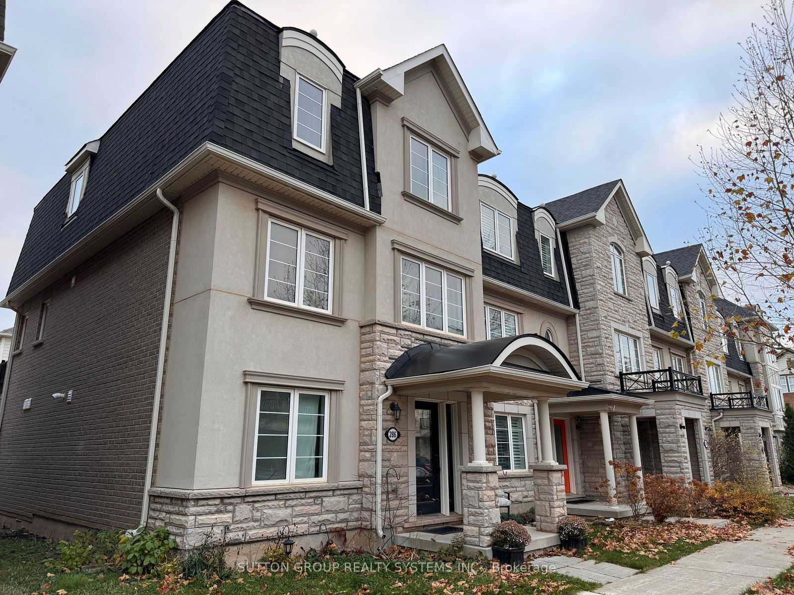 Townhouse for sale at 286 Ellen Davidson Drive, Oakville, Rural Oakville, L6M 0V1 - MLS: W11970732