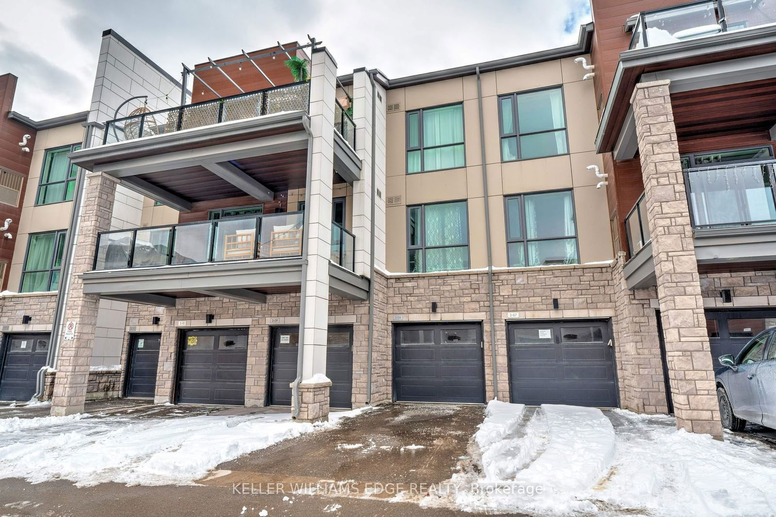 Townhouse for sale at 311-2375 Bronte Road, Oakville, West Oak Trails, L6M 1P5 - MLS: W11970866