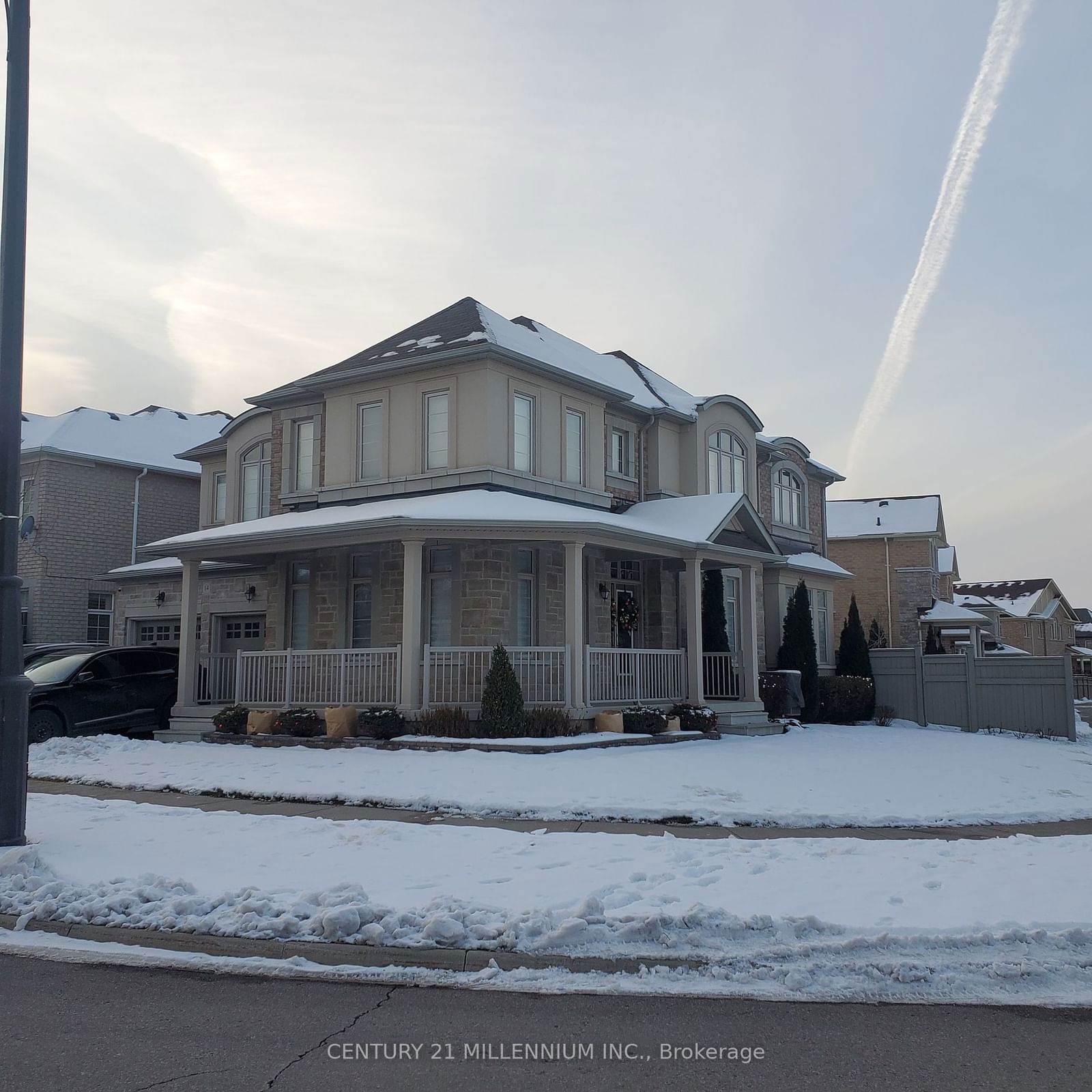 Detached House for lease at 14 Gosfield Drive, Brampton, Sandringham-Wellington, L6R 3S6 - MLS: W11971002