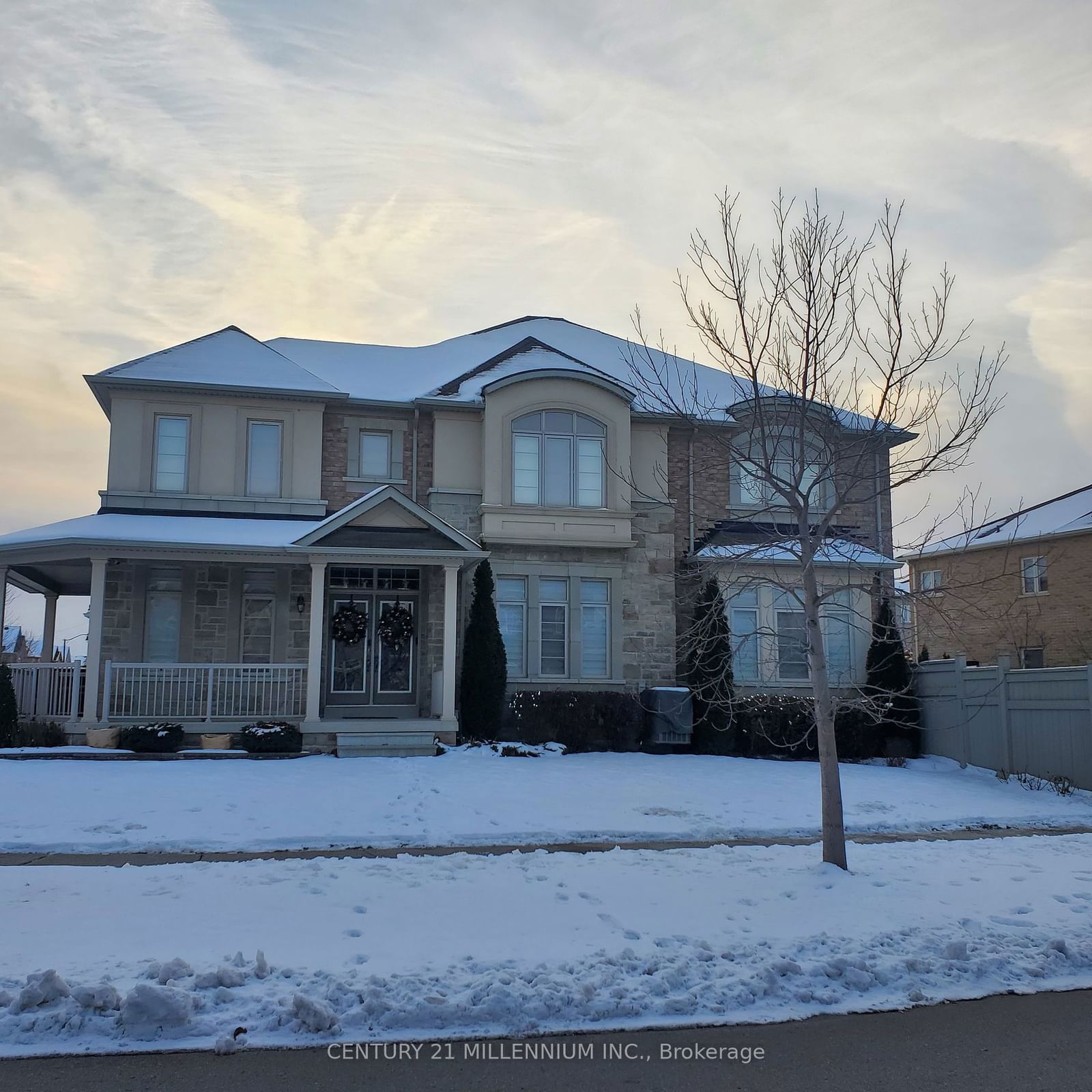 Detached House for lease at 14 Gosfield Drive, Brampton, Sandringham-Wellington, L6R 3S6 - MLS: W11971002