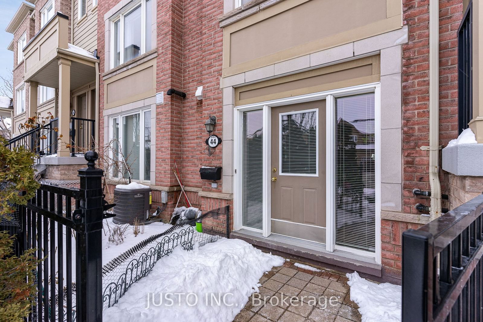 Townhouse for sale at 44-4985 Southampton Drive, Mississauga, Churchill Meadows, L5M 8C6 - MLS: W11971091