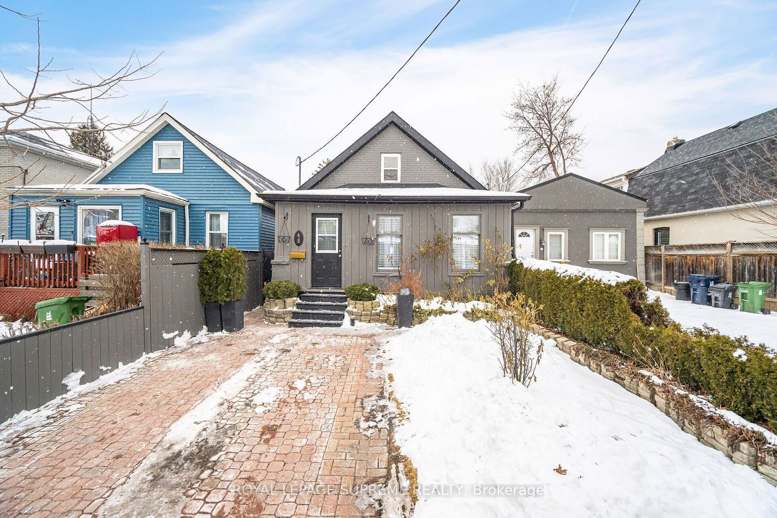 Detached House sold at 48 Guestville Avenue, Toronto, Rockcliffe-Smythe, M6N 4N2 - MLS: W11971143