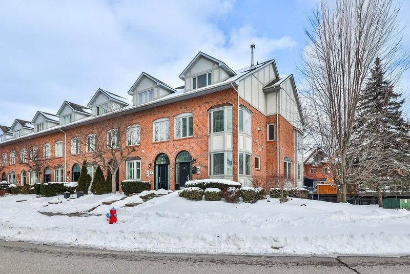 27 Southaven Pl, Oakville, L6L 6L2 | Image 2