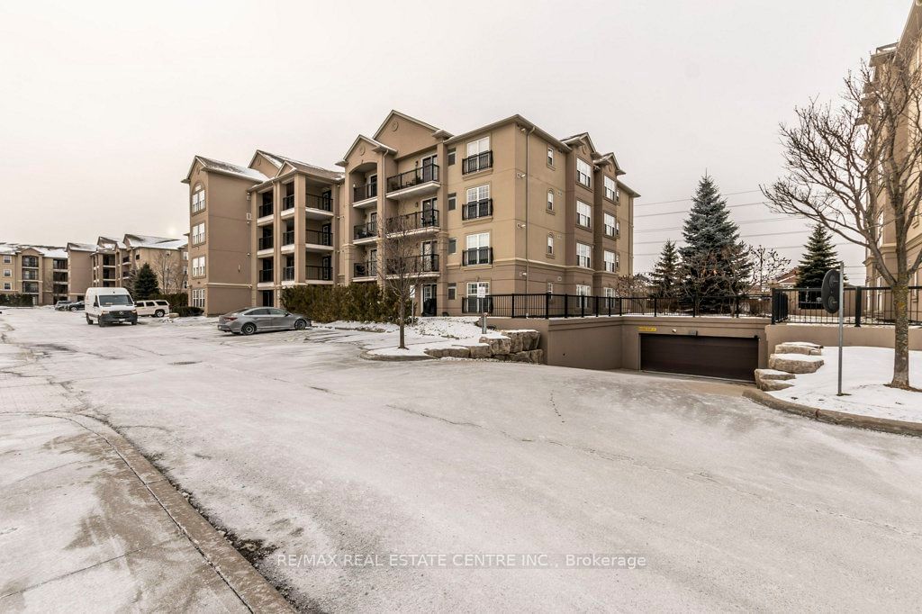 Condo for sale at 409-1360 Main Street, Milton, 1029 - DE Dempsey, L9T 7S5 - MLS: W11971217