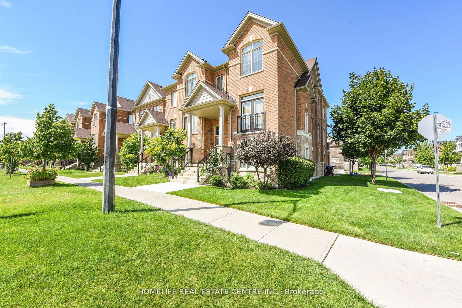 Townhouse for sale at 234 Inspire Boulevard, Brampton, Sandringham-Wellington North, L6R 3W5 - MLS: W11971563