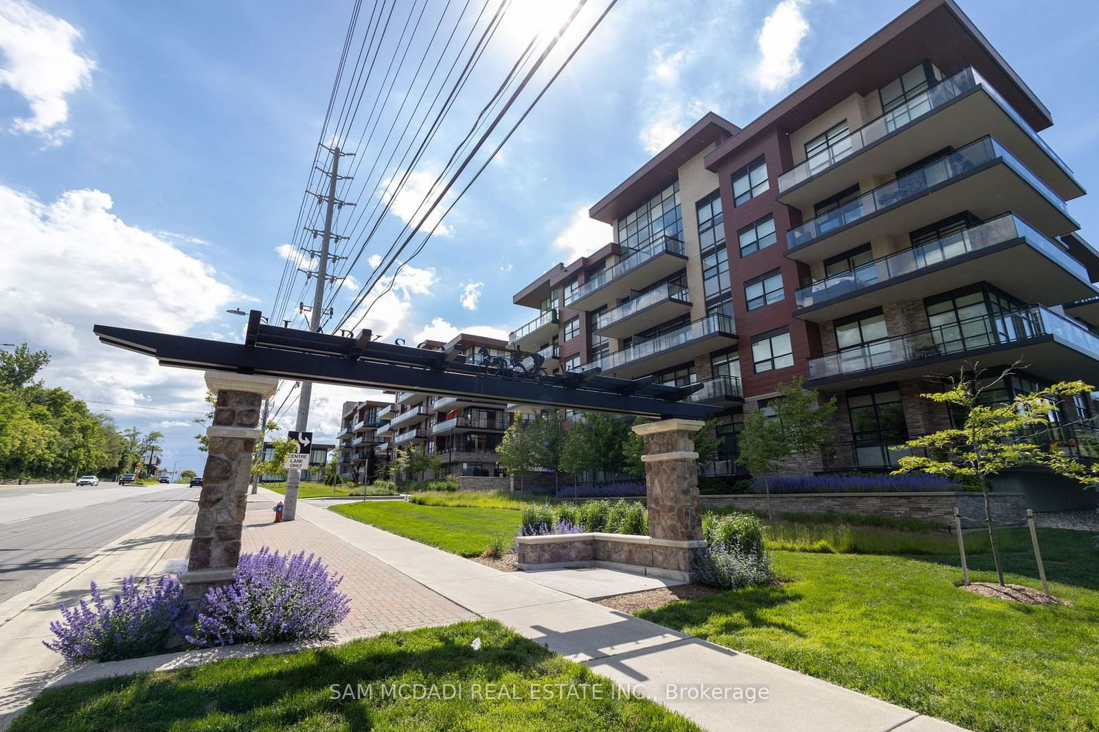 Condo leased at 232-1575 Lakeshore Road, Mississauga, Clarkson, L5J 1J4 - MLS: W11971640