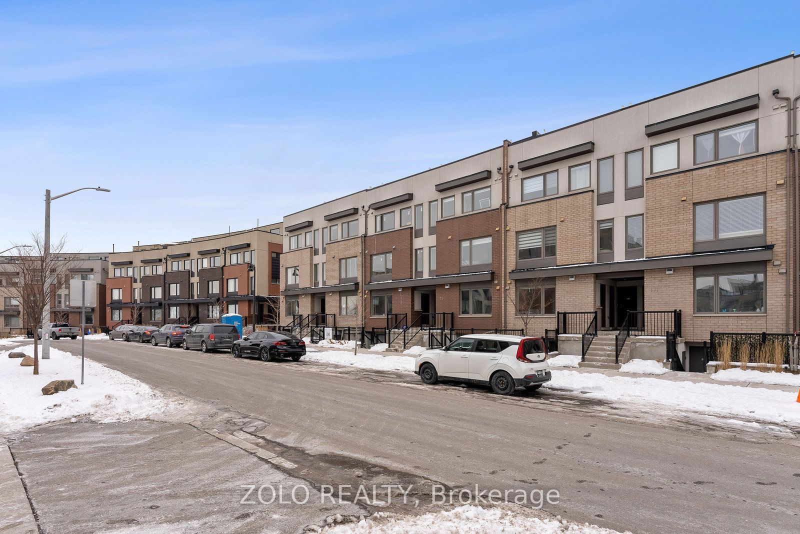 Townhouse for sale at 4-171 William Duncan Road, Toronto, Downsview-Roding-CFB, M9N 2G9 - MLS: W11971726