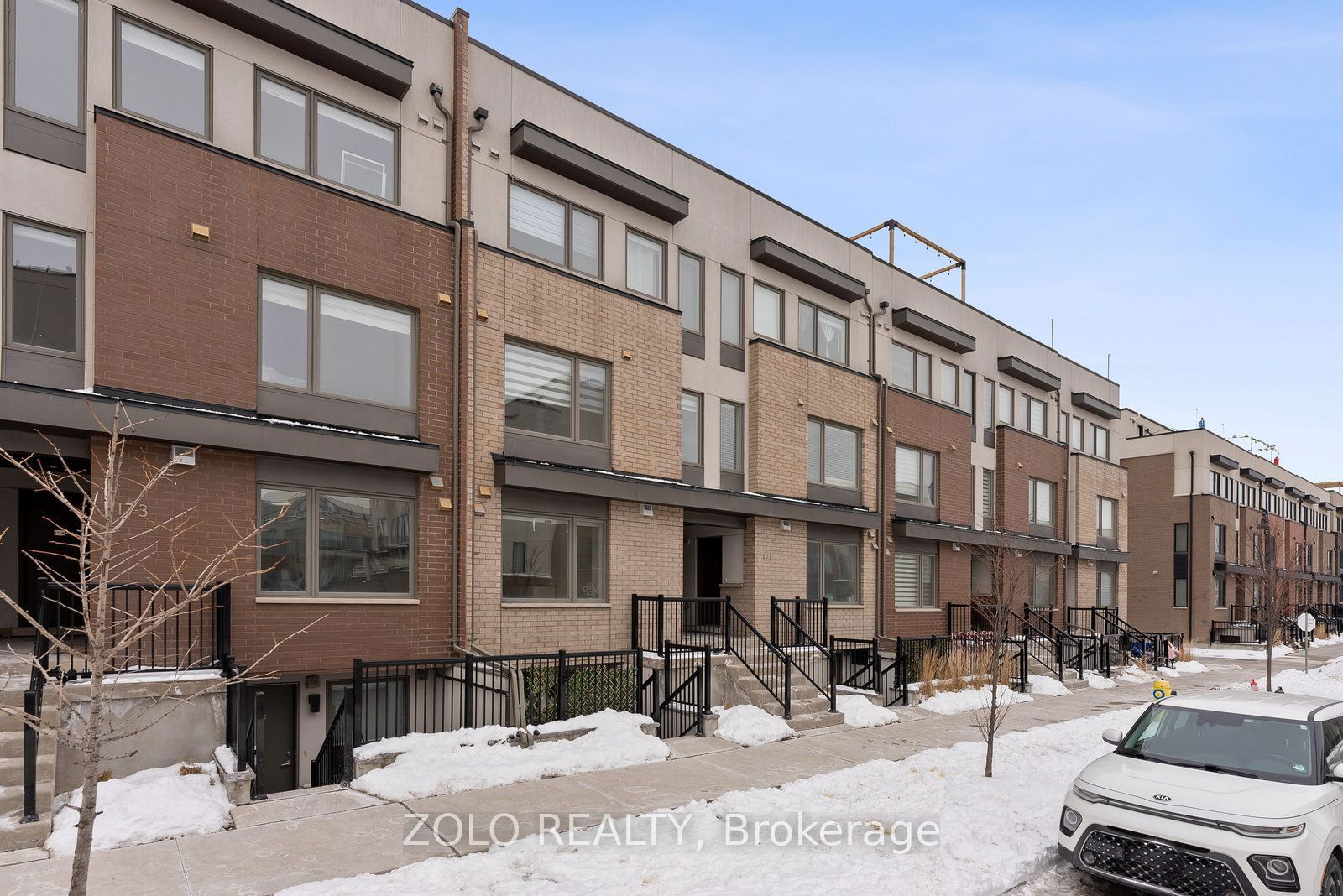 Townhouse for sale at 4-171 William Duncan Road, Toronto, Downsview-Roding-CFB, M9N 2G9 - MLS: W11971726