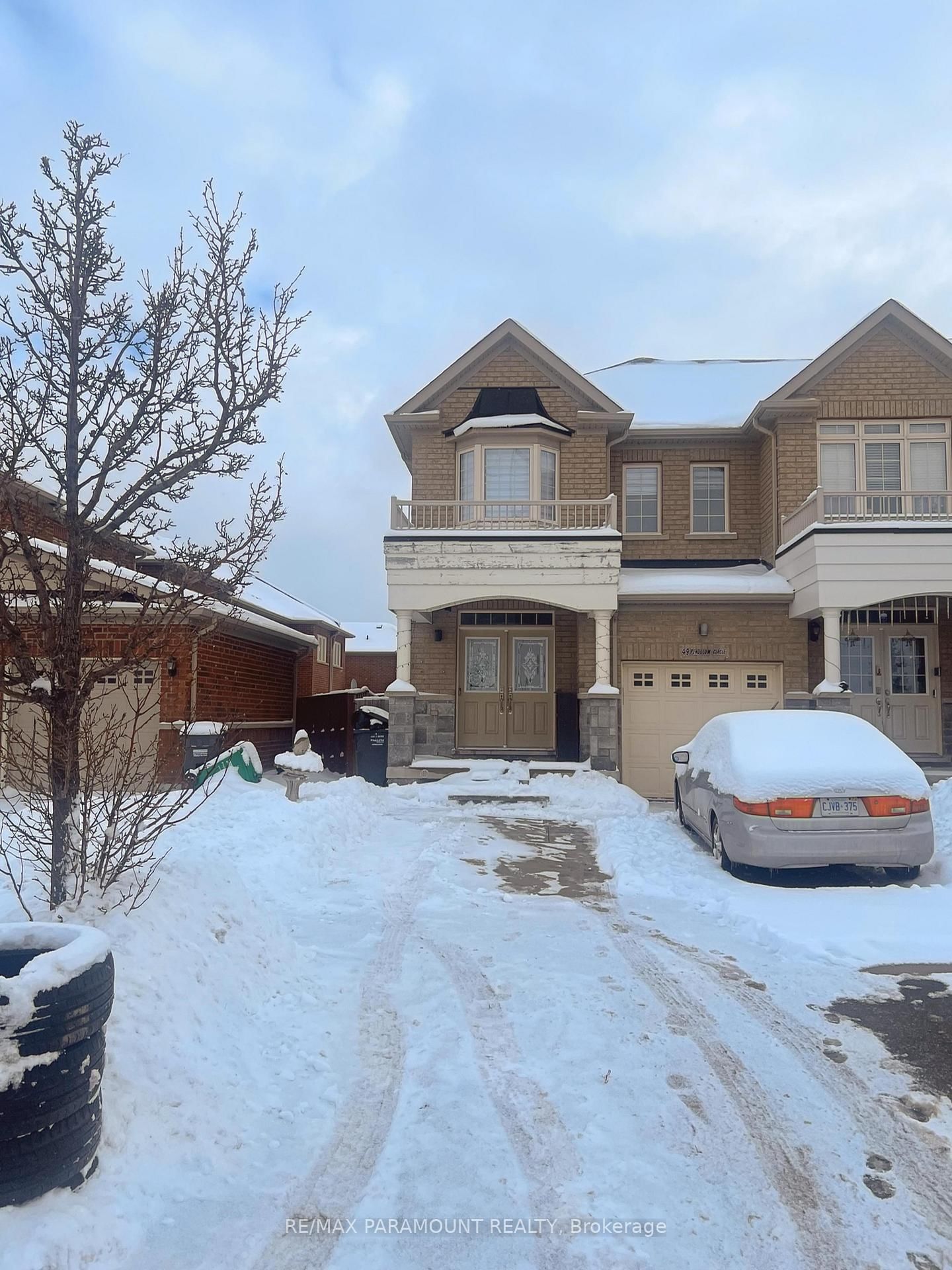 Townhouse for sale at 49 Pendulum Circle, Brampton, Sandringham-Wellington, L6R 3N5 - MLS: W11971790