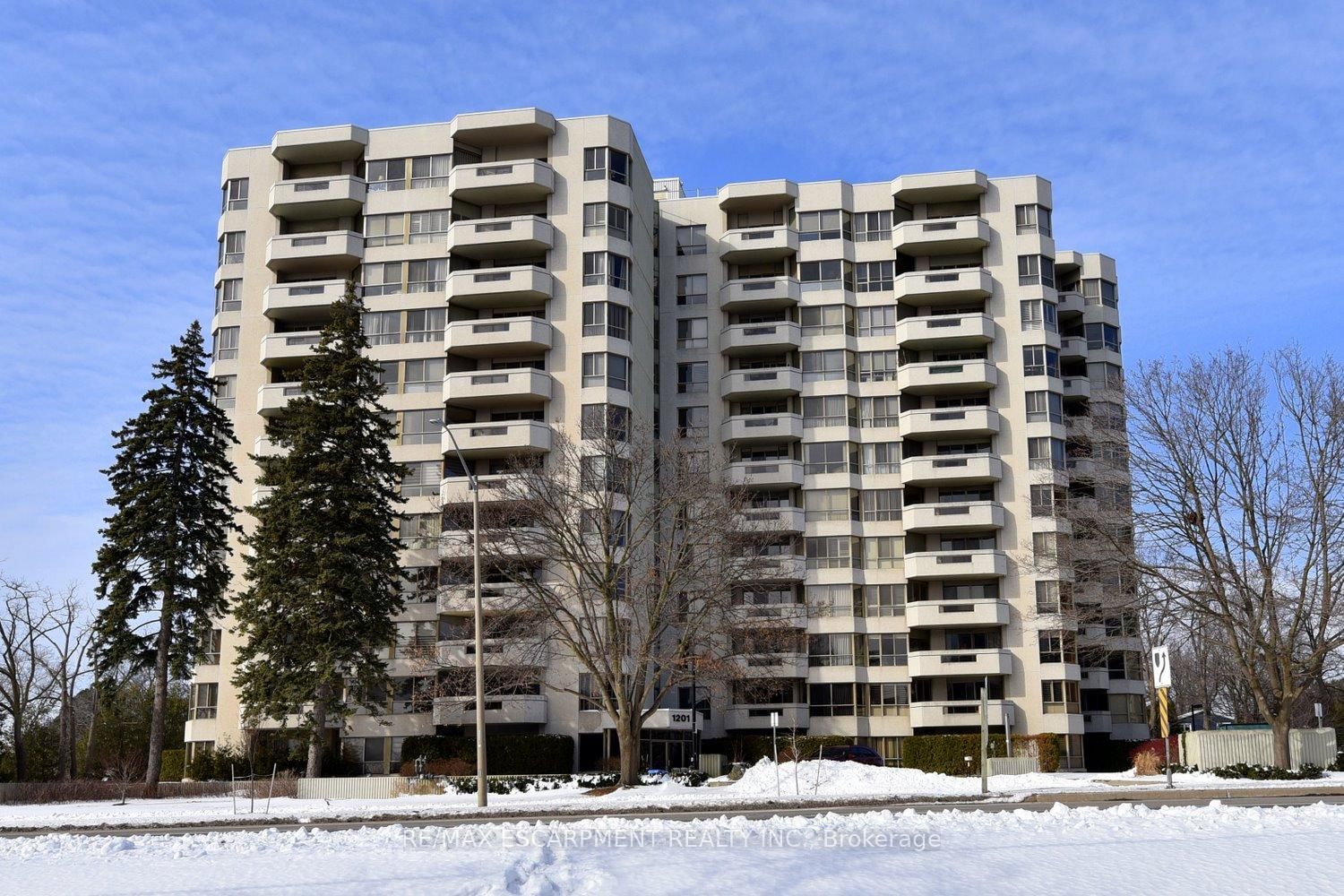 Condo sold at 708-1201 North Shore Boulevard, Burlington, Uptown, L7S 1Z5 - MLS: W11971834