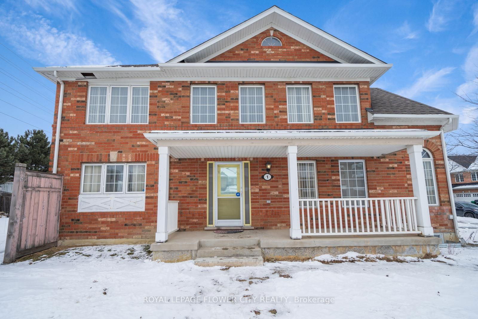 Detached House for sale at 1 Bayridge Drive, Brampton, Vales of Castlemore, L6P 2H8 - MLS: W11972097