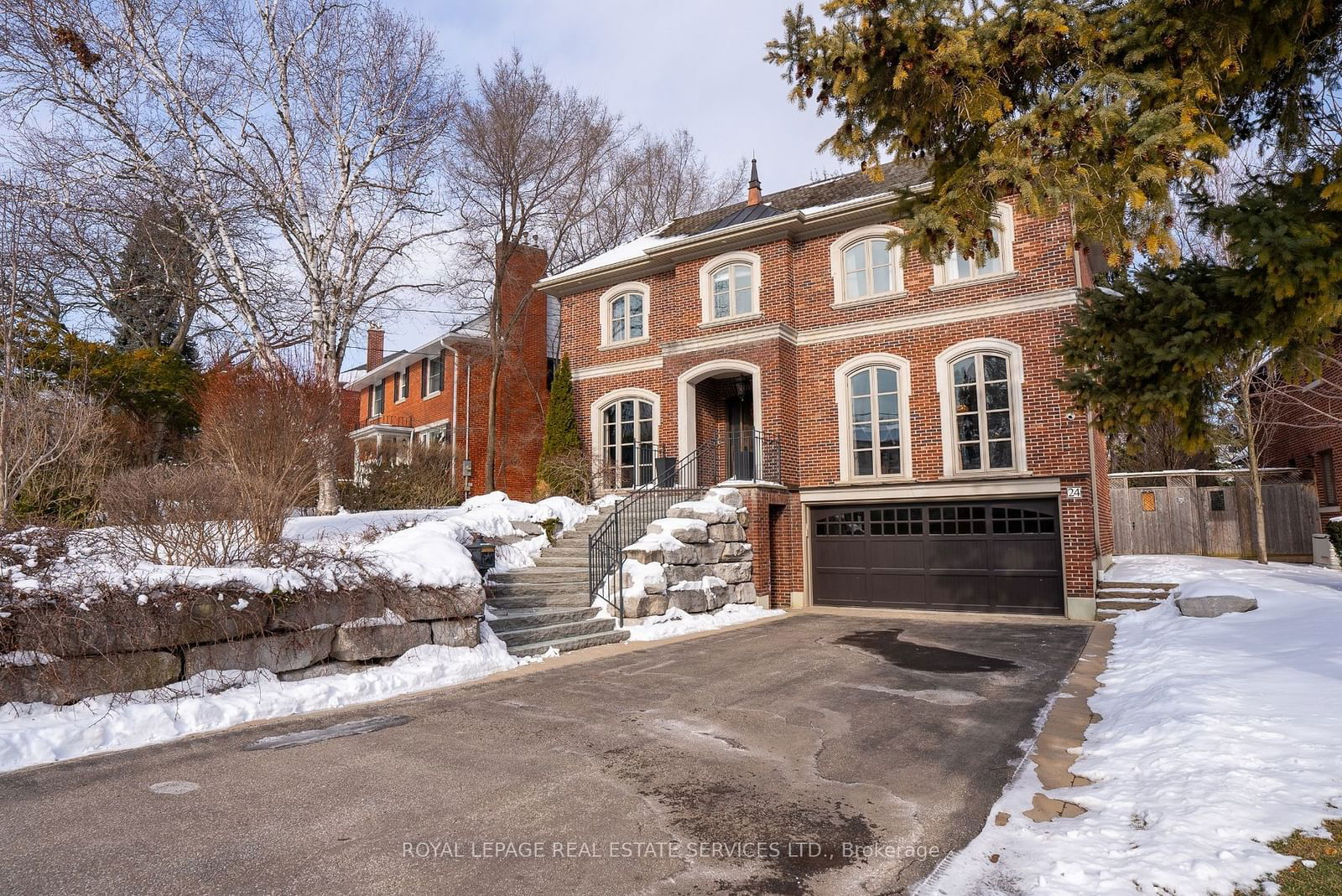 Detached House sold at 24 Hartfield Road, Toronto, Edenbridge-Humber Valley, M9A 3C7 - MLS: W11972151