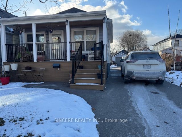 Detached House for lease at Main Floor-26 Sixteenth Street, Toronto, New Toronto, M8V 3J8 - MLS: W11972227