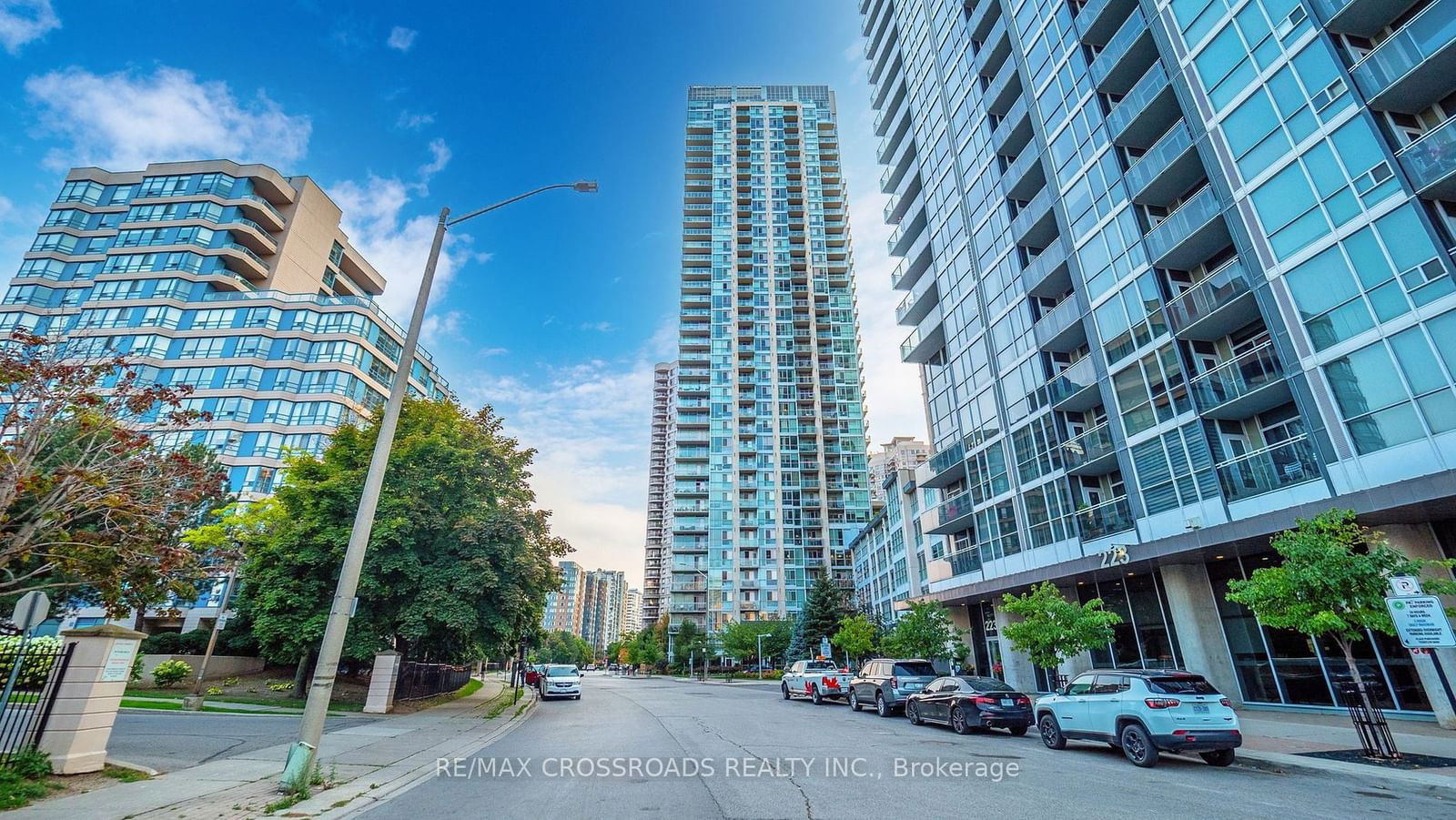 Condo sold at 608-225 Webb Drive, Mississauga, City Centre, L5B 4P2 - MLS: W11972333