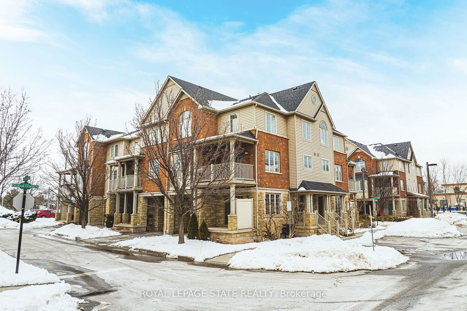 Townhouse for sale at 623 Mcconachie, Burlington, Shoreacres, L7L 0E1 - MLS: W11972343