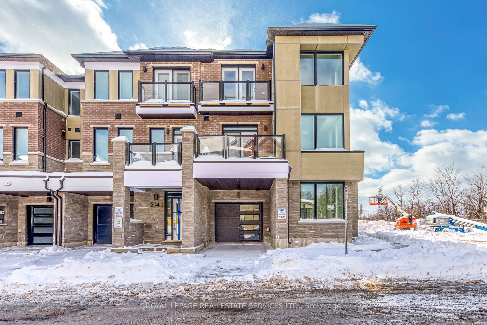 Townhouse for lease at 5144 Vetere Street, Mississauga, Churchill Meadows, L5M 2S8 - MLS: W11972656