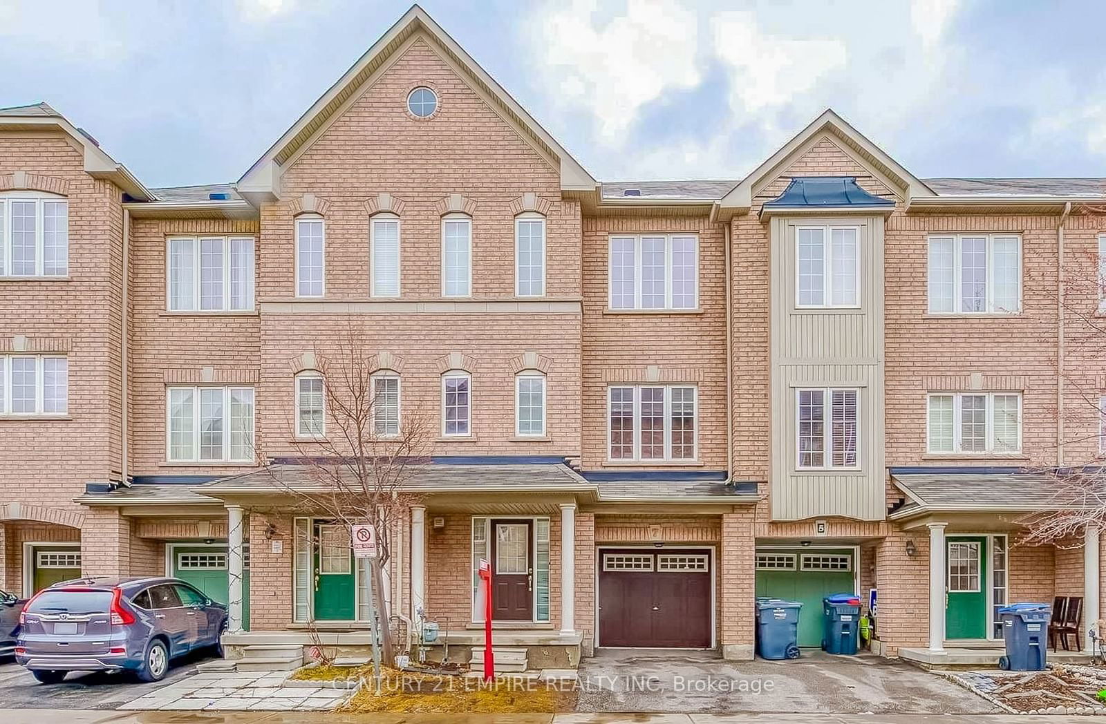 Townhouse for sale at 7 Berringer Grve, Brampton, Bram West, L6Y 0R6 - MLS: W11972726