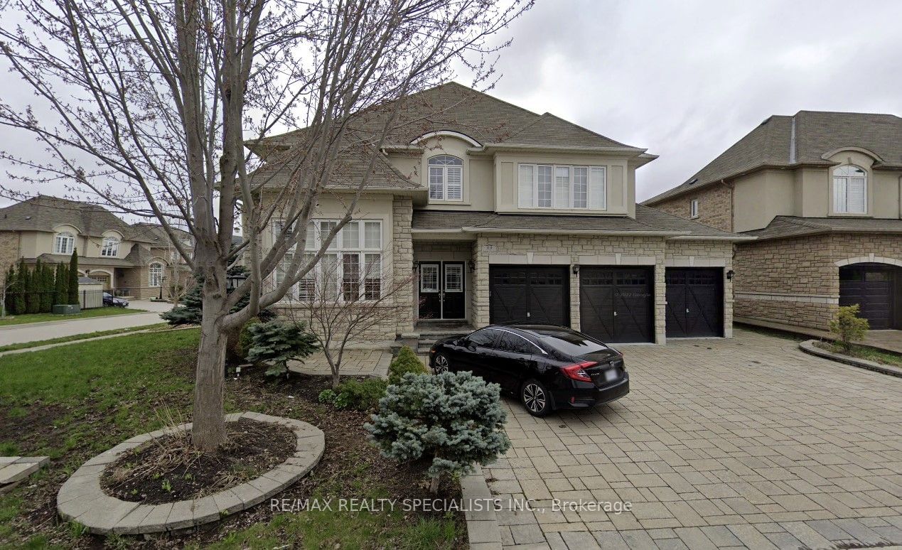 Detached House for lease at 33 Supino Crescent, Brampton, Vales of Castlemore, L6P 1X4 - MLS: W11972744